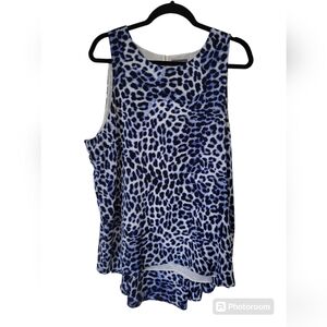 Vince Camuto XL Sleeveless Blue Animal Print Blouse High Low-Gently Worn